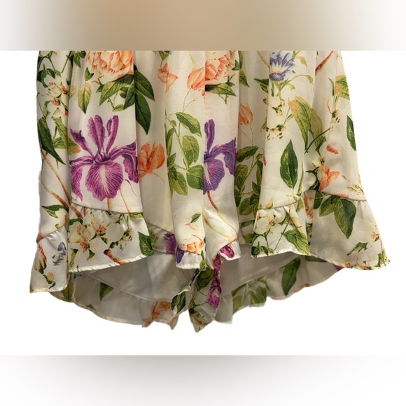 Show Me Your MuMu “RiRi” Sleeveless floral romper 🌸 Pretty ruffle cottagecore 🎀 - Picture 4 of 9